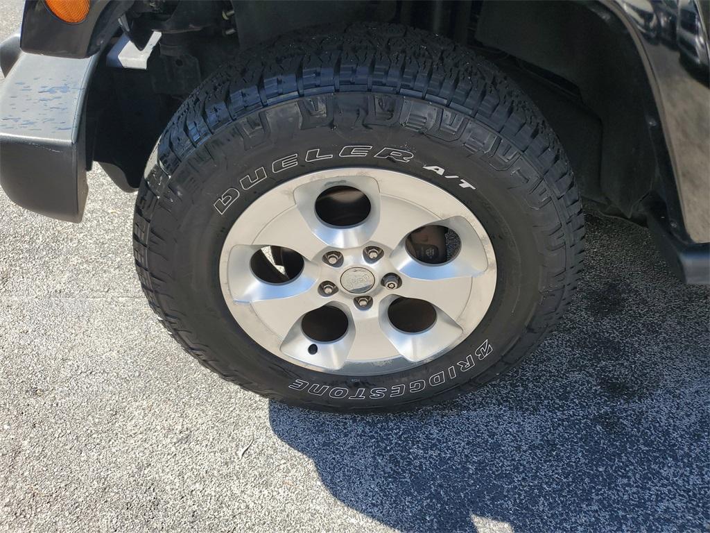 used 2015 Jeep Wrangler Unlimited car, priced at $14,999