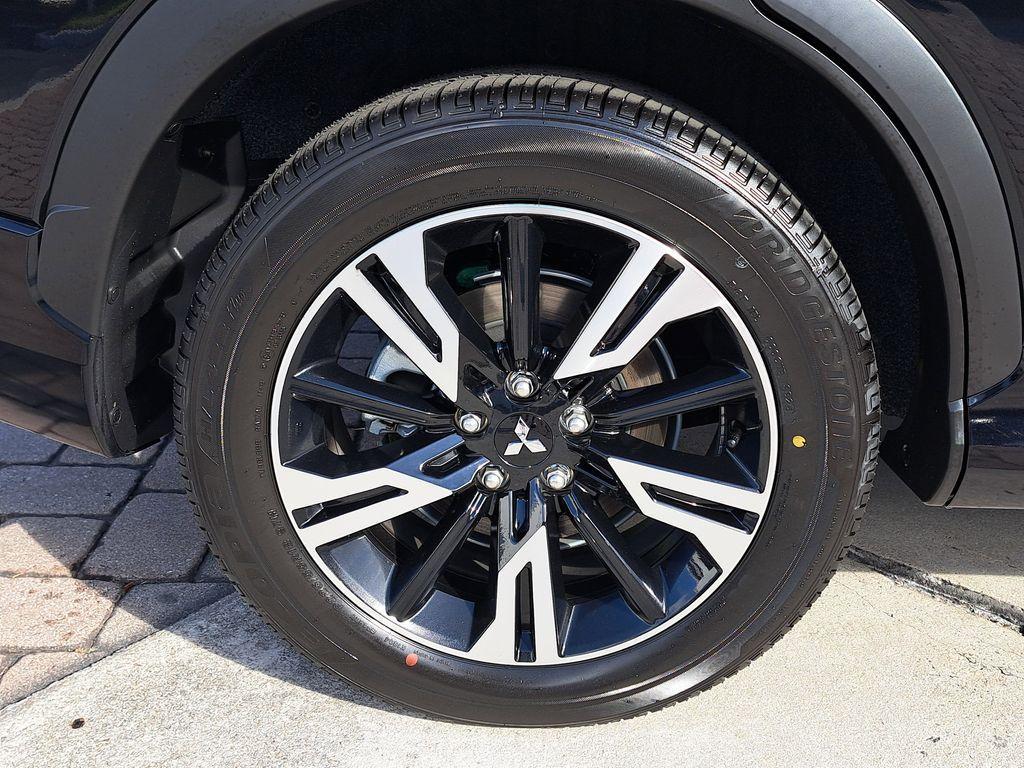new 2026 Mitsubishi Eclipse Cross car, priced at $31,999