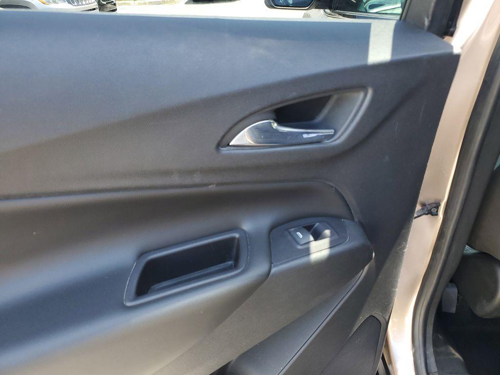 used 2019 Chevrolet Equinox car, priced at $13,299