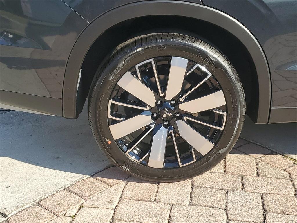 new 2026 Mitsubishi Outlander car, priced at $33,499