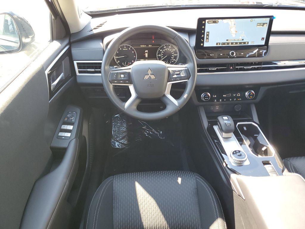 new 2026 Mitsubishi Outlander car, priced at $31,651