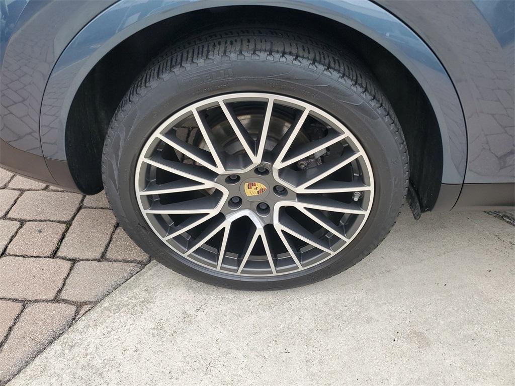 used 2019 Porsche Cayenne car, priced at $32,999
