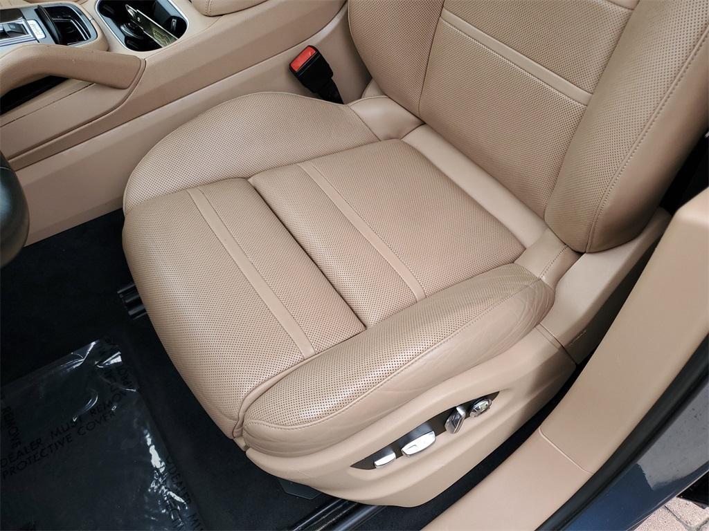 used 2019 Porsche Cayenne car, priced at $32,999