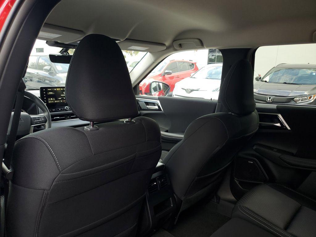 new 2026 Mitsubishi Outlander car, priced at $31,651