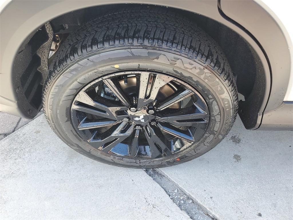 new 2025 Mitsubishi Eclipse Cross car, priced at $26,495