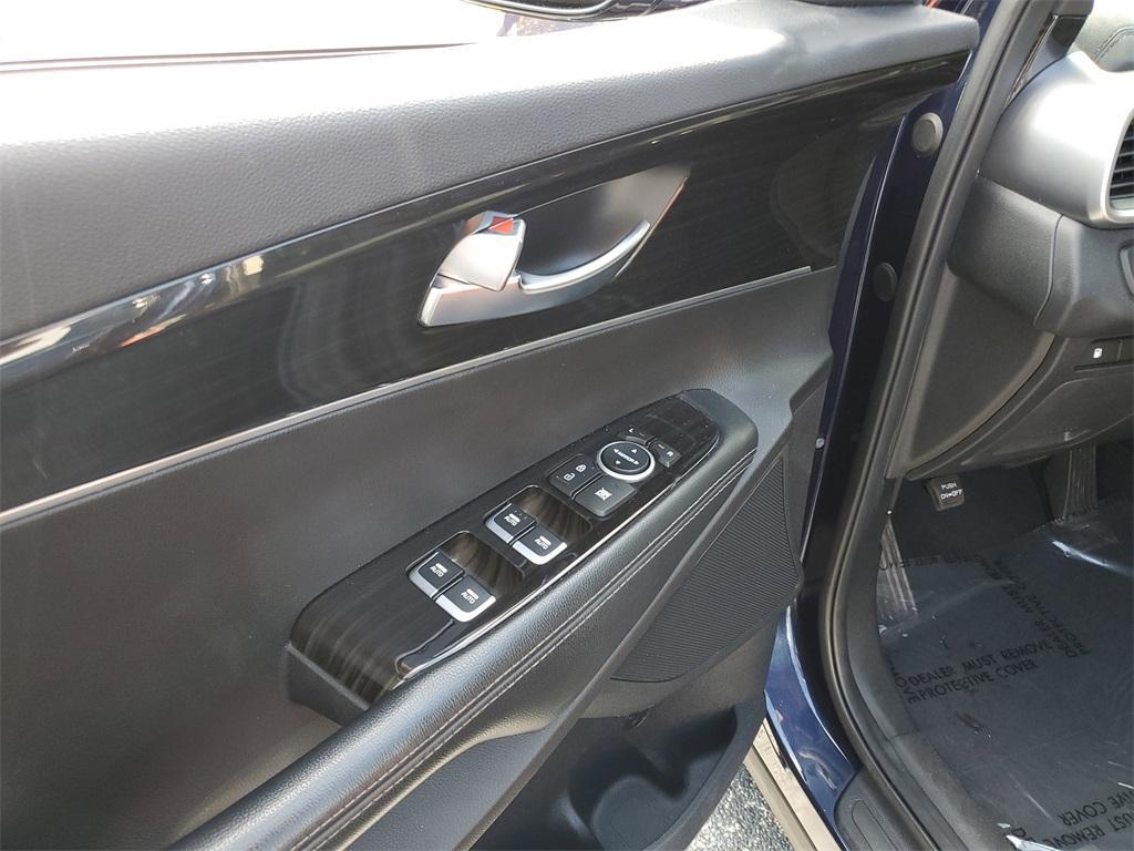 used 2019 Kia Sorento car, priced at $13,499