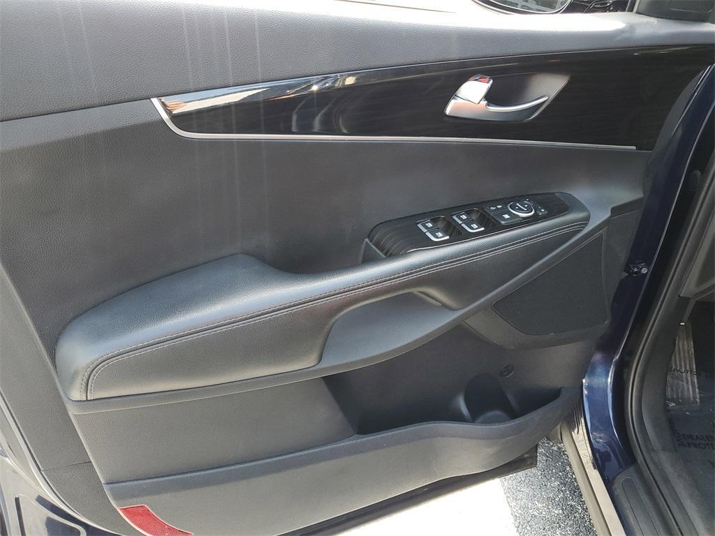 used 2019 Kia Sorento car, priced at $13,499