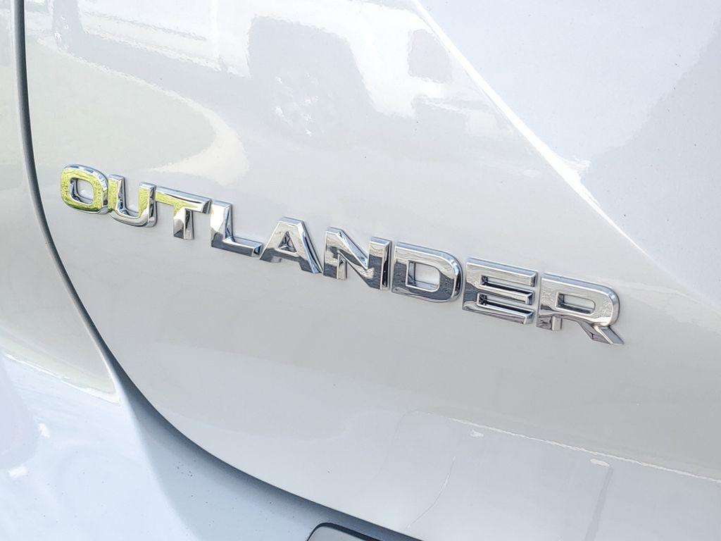 new 2026 Mitsubishi Outlander car, priced at $28,995