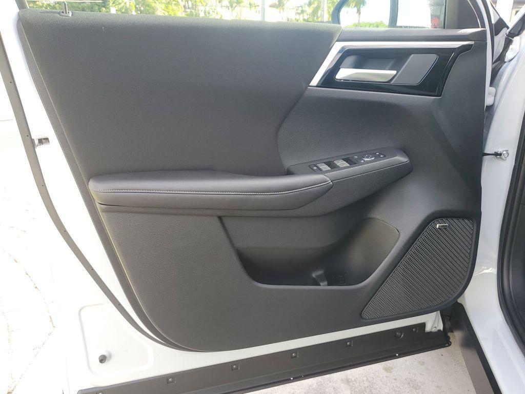 new 2026 Mitsubishi Outlander car, priced at $28,995