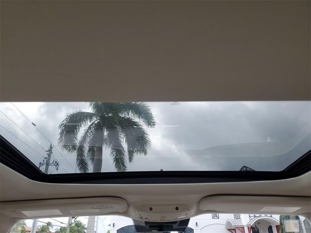 used 2021 Lincoln Navigator car, priced at $49,999