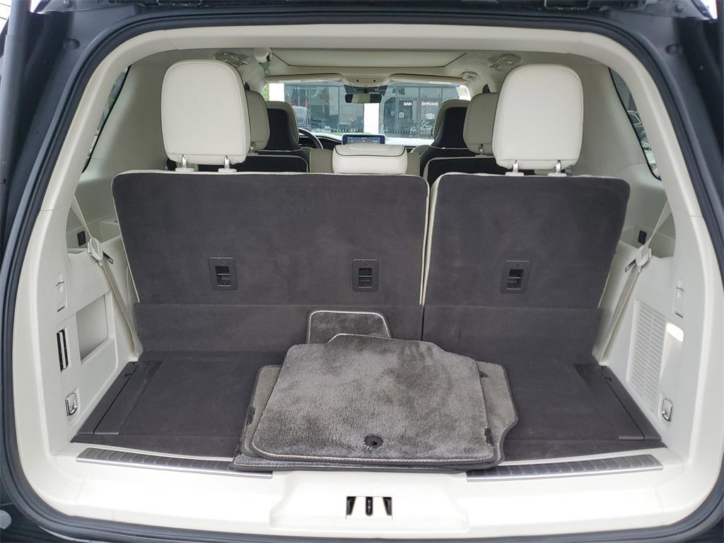 used 2021 Lincoln Navigator car, priced at $49,999