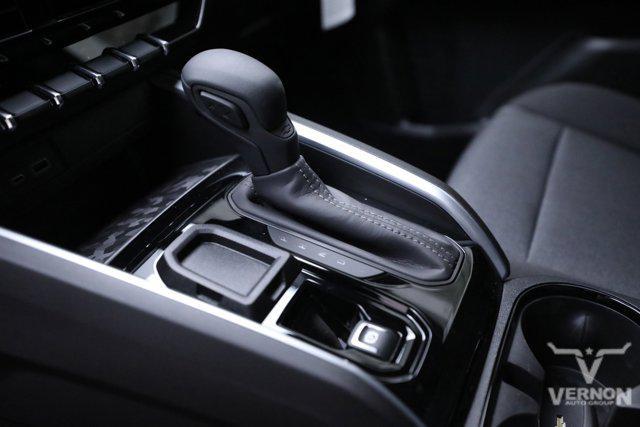 new 2026 Chevrolet Colorado car, priced at $33,135