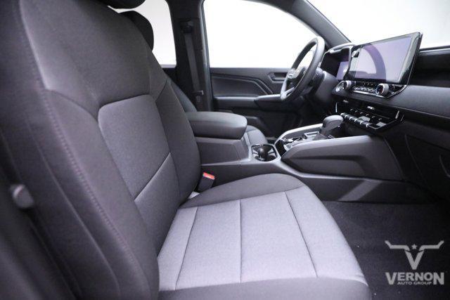 new 2026 Chevrolet Colorado car, priced at $33,135