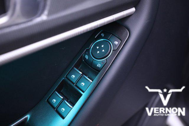 new 2025 Ford Explorer car, priced at $44,706