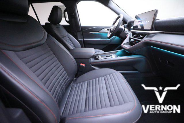 new 2025 Ford Explorer car, priced at $44,706