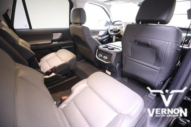 new 2025 Ford Expedition Max car, priced at $73,184