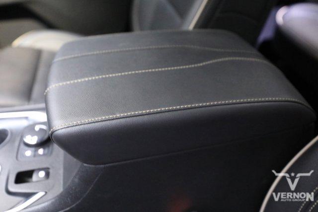 used 2023 Chevrolet Traverse car, priced at $30,997