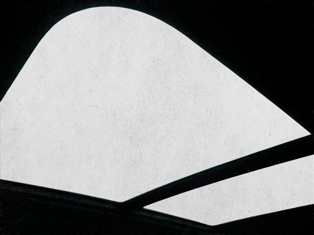 used 2022 Jeep Grand Cherokee car, priced at $34,274