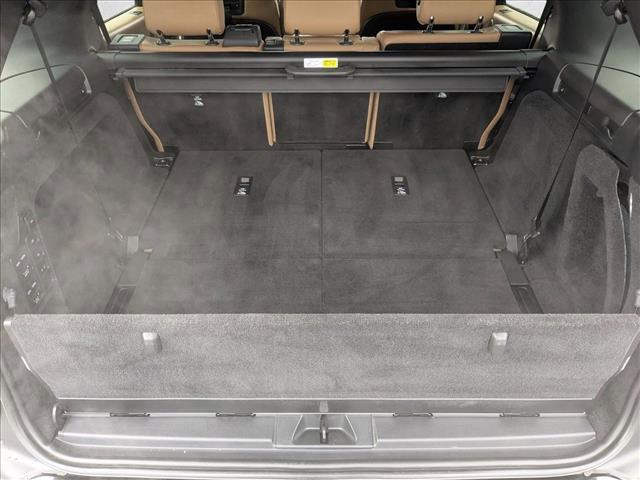 used 2023 Land Rover Discovery car, priced at $47,687