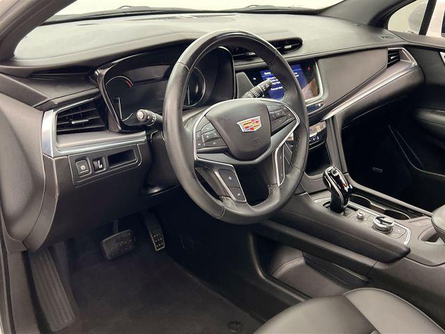 used 2025 Cadillac XT5 car, priced at $36,387