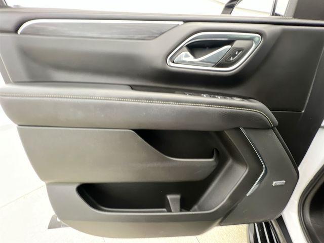used 2023 GMC Yukon XL car, priced at $60,387