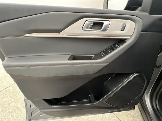 used 2025 Ford Explorer car, priced at $35,387