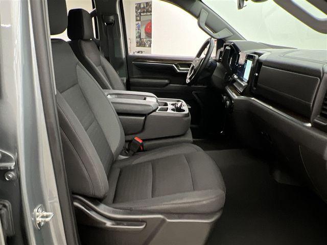 used 2024 Chevrolet Silverado 1500 car, priced at $38,387
