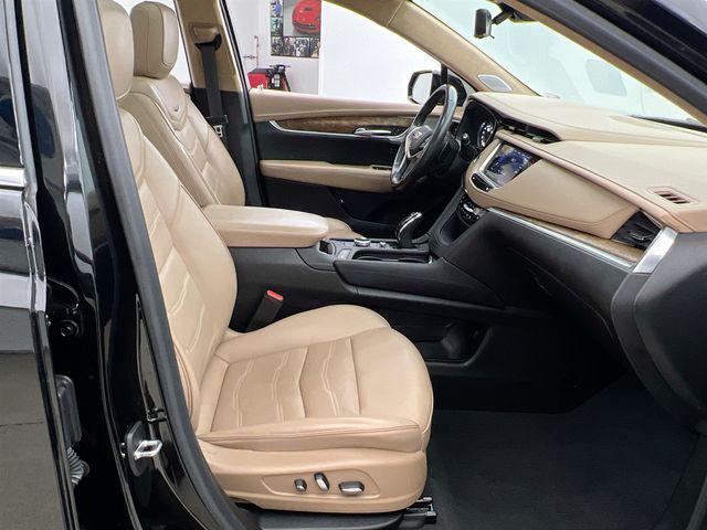 used 2024 Cadillac XT5 car, priced at $46,387