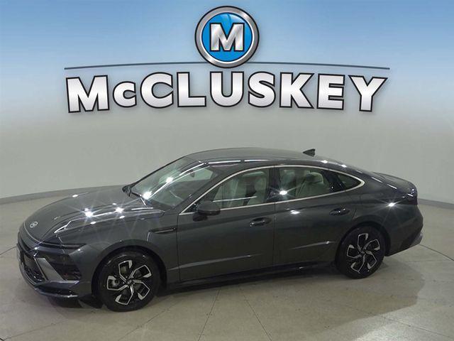 used 2025 Hyundai Sonata car, priced at $26,887