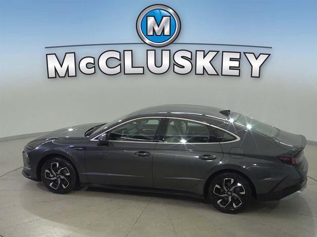 used 2025 Hyundai Sonata car, priced at $26,887