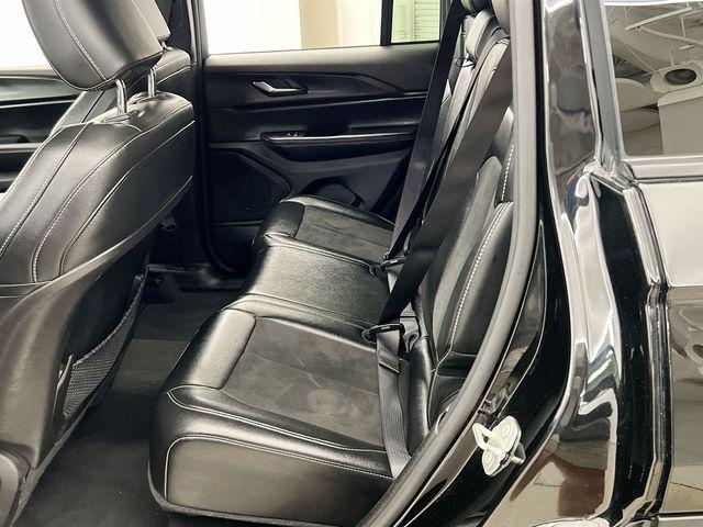used 2024 Jeep Grand Cherokee car, priced at $31,387