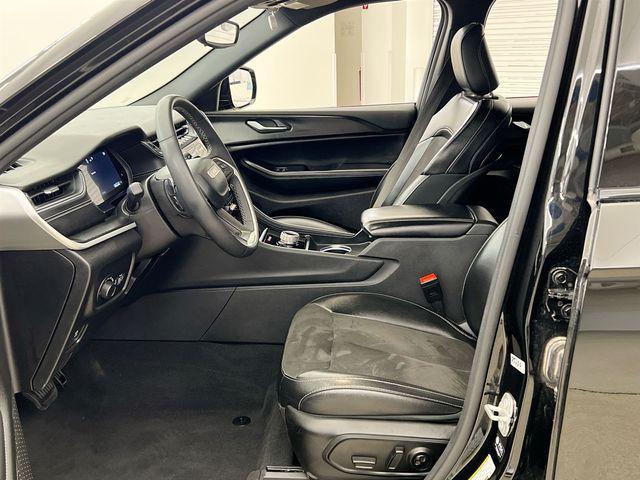 used 2024 Jeep Grand Cherokee car, priced at $31,387
