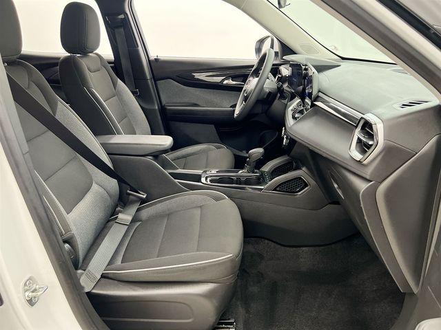 used 2025 Chevrolet TrailBlazer car, priced at $25,887