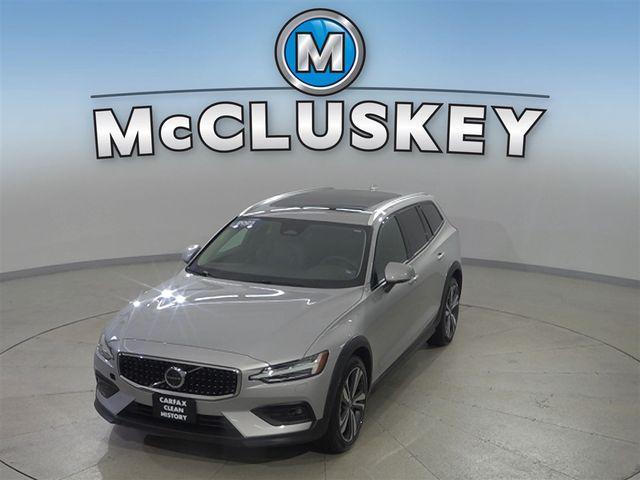 used 2025 Volvo V60 Cross Country car, priced at $40,387