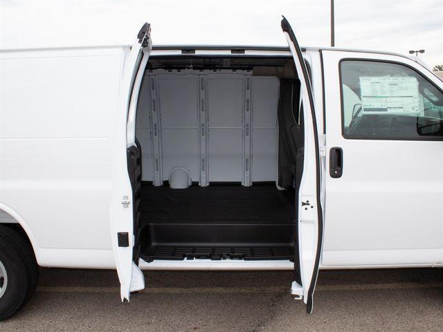 new 2025 GMC Savana 3500 car, priced at $52,335