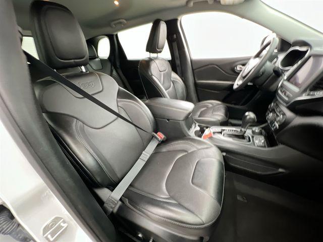 used 2023 Jeep Cherokee car, priced at $29,387