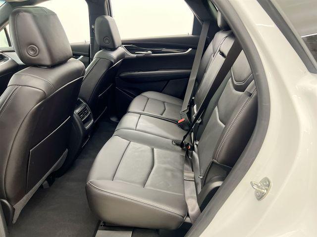 used 2024 Cadillac XT5 car, priced at $34,887