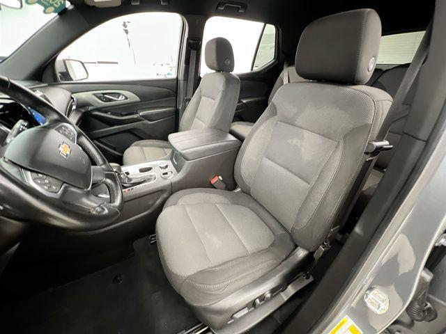 used 2023 Chevrolet Traverse car, priced at $31,387