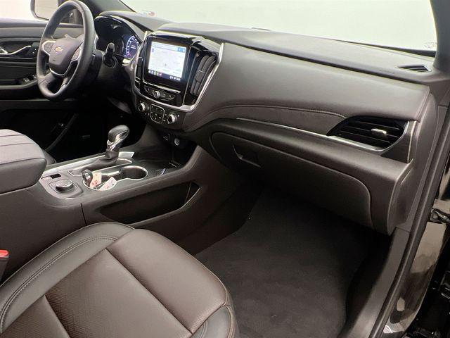 used 2023 Chevrolet Traverse car, priced at $43,387