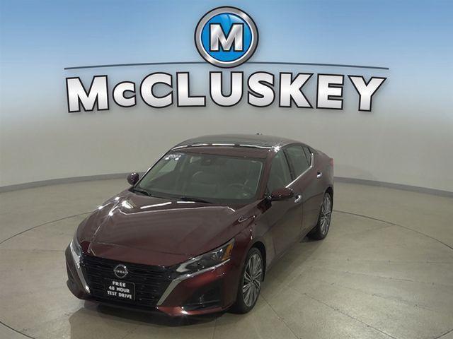 used 2023 Nissan Altima car, priced at $31,887
