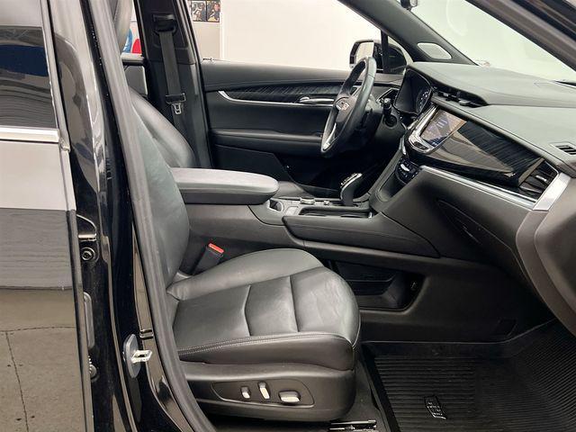 used 2023 Cadillac XT6 car, priced at $42,387