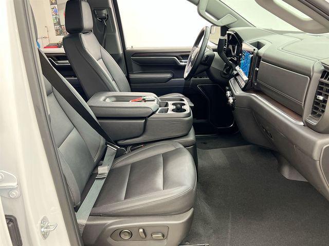 used 2025 GMC Sierra 1500 car, priced at $51,387