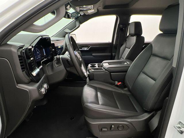 used 2025 GMC Sierra 1500 car, priced at $51,387