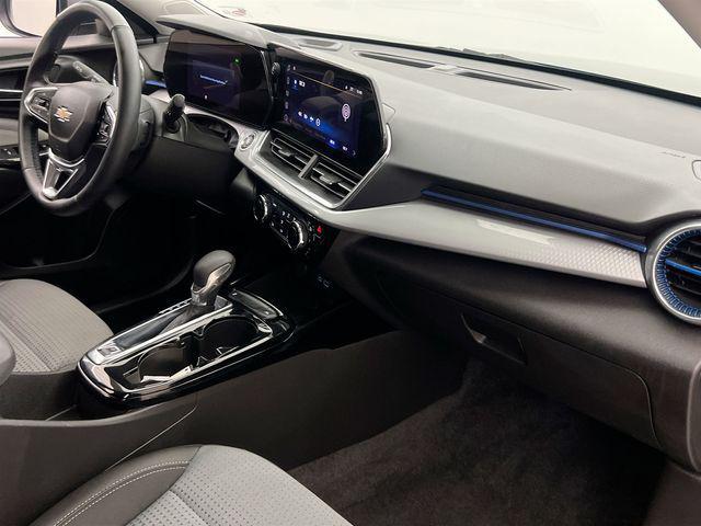 used 2025 Chevrolet Trax car, priced at $28,387