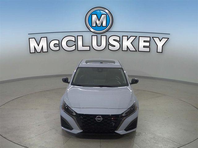 used 2023 Nissan Altima car, priced at $32,387