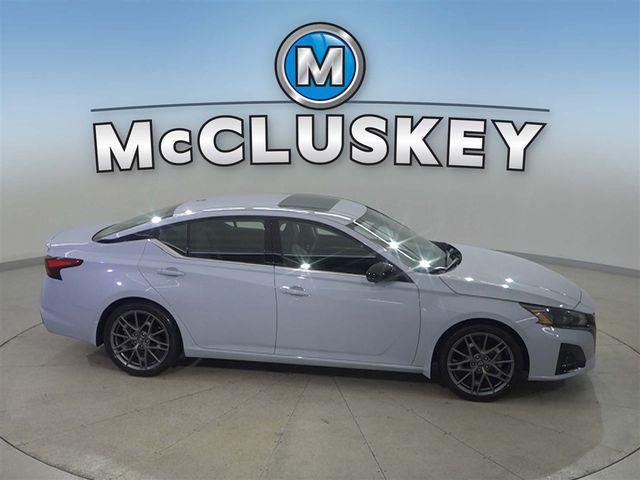 used 2023 Nissan Altima car, priced at $32,387