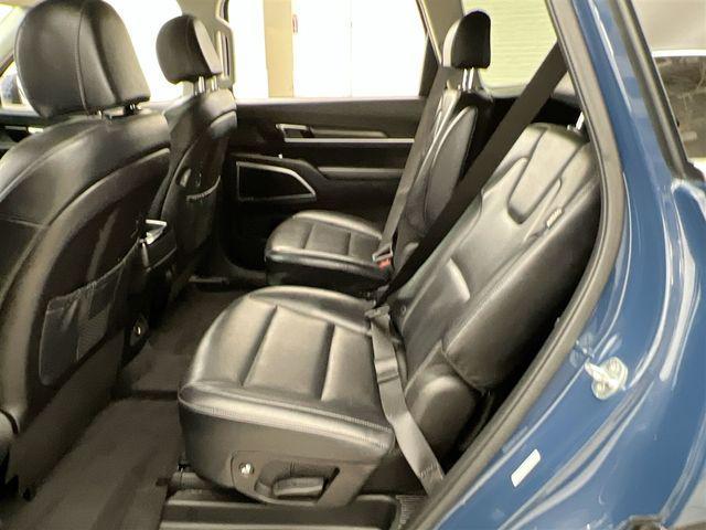 used 2025 Kia Telluride car, priced at $37,387