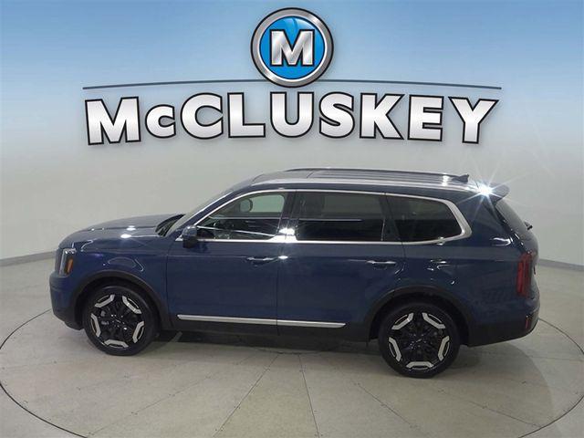 used 2025 Kia Telluride car, priced at $37,387