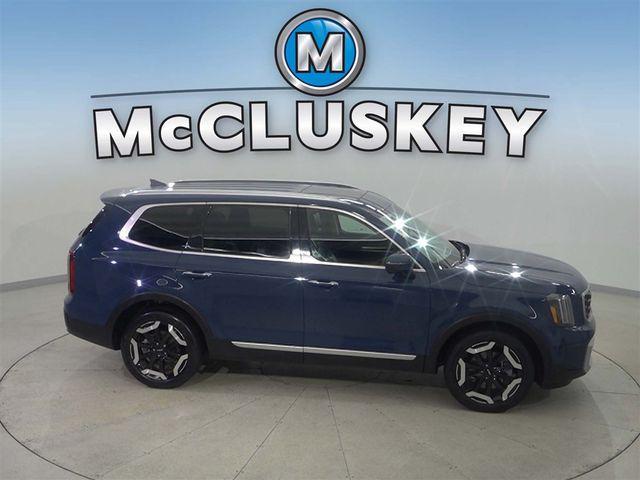 used 2025 Kia Telluride car, priced at $37,387