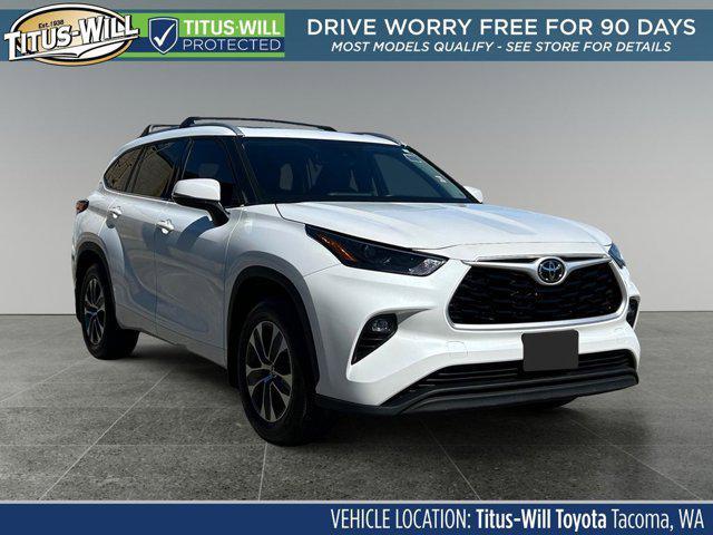 used 2022 Toyota Highlander car, priced at $34,888